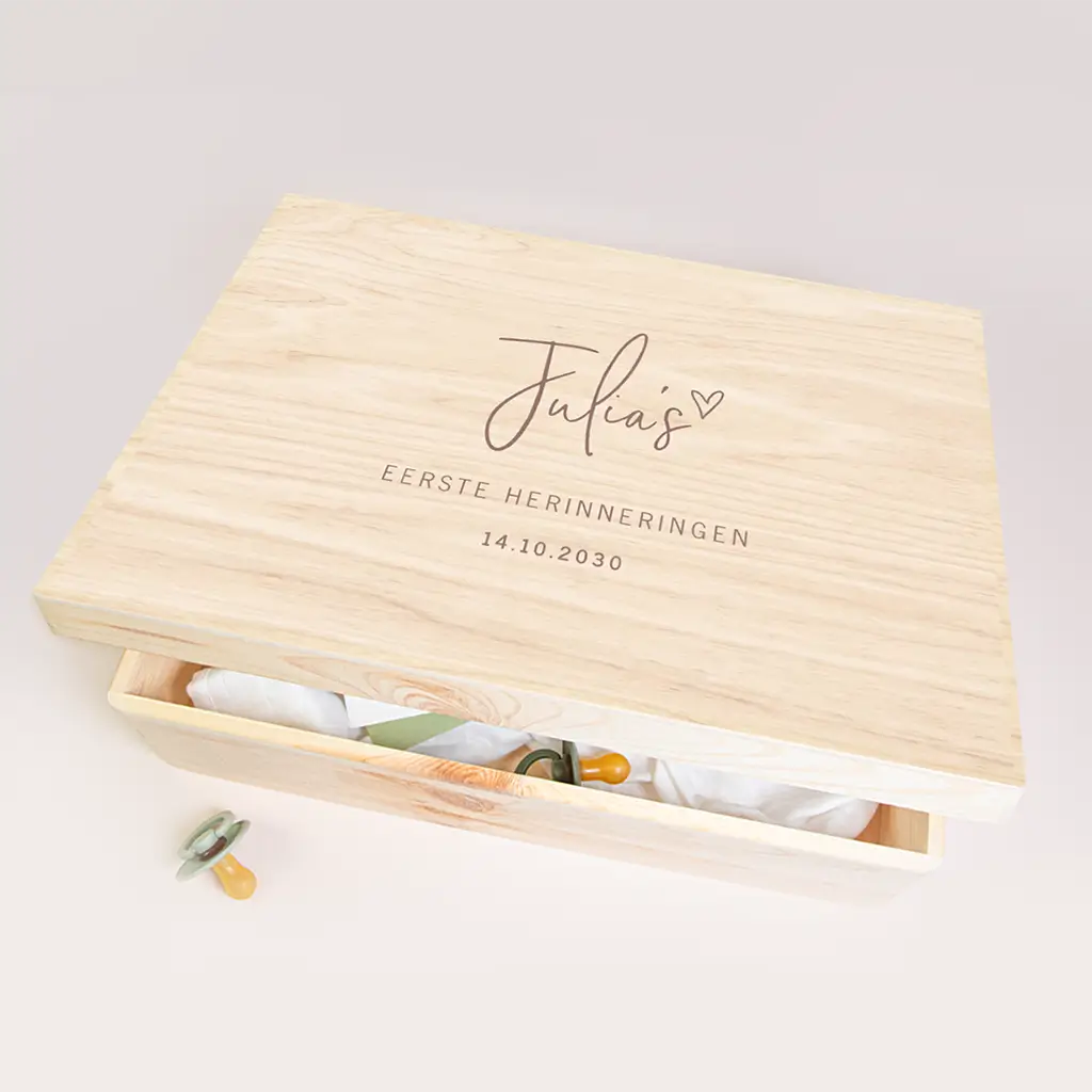 Memorybox met leuke typografie en getekend hartje