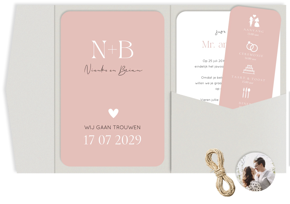 Pocketfold trouwkaart roze modern datum trouw symbolen