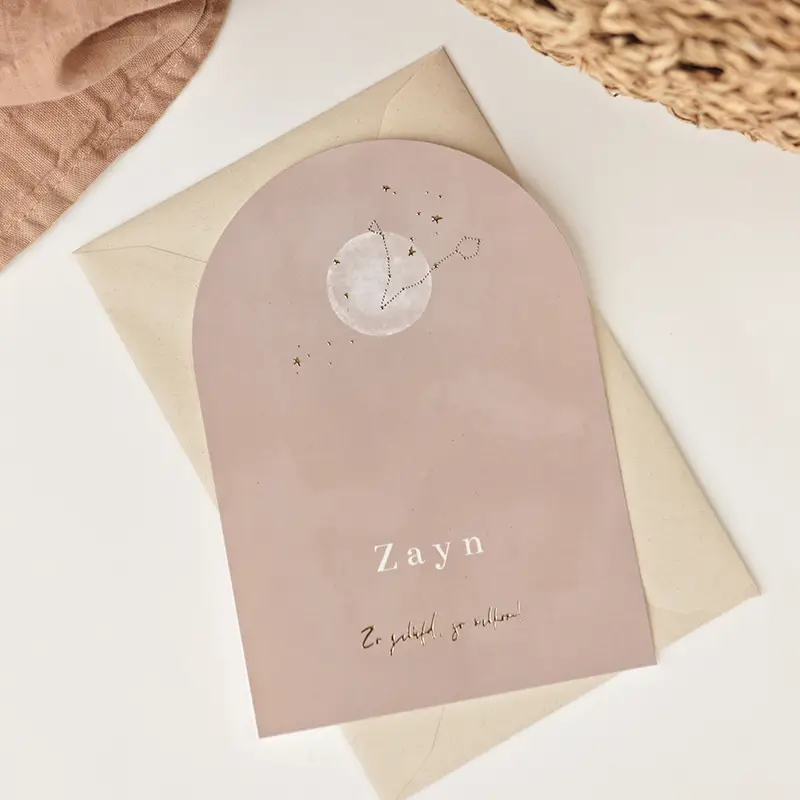 Goudfolie geboortekaartje met maan en sterrenbeeld