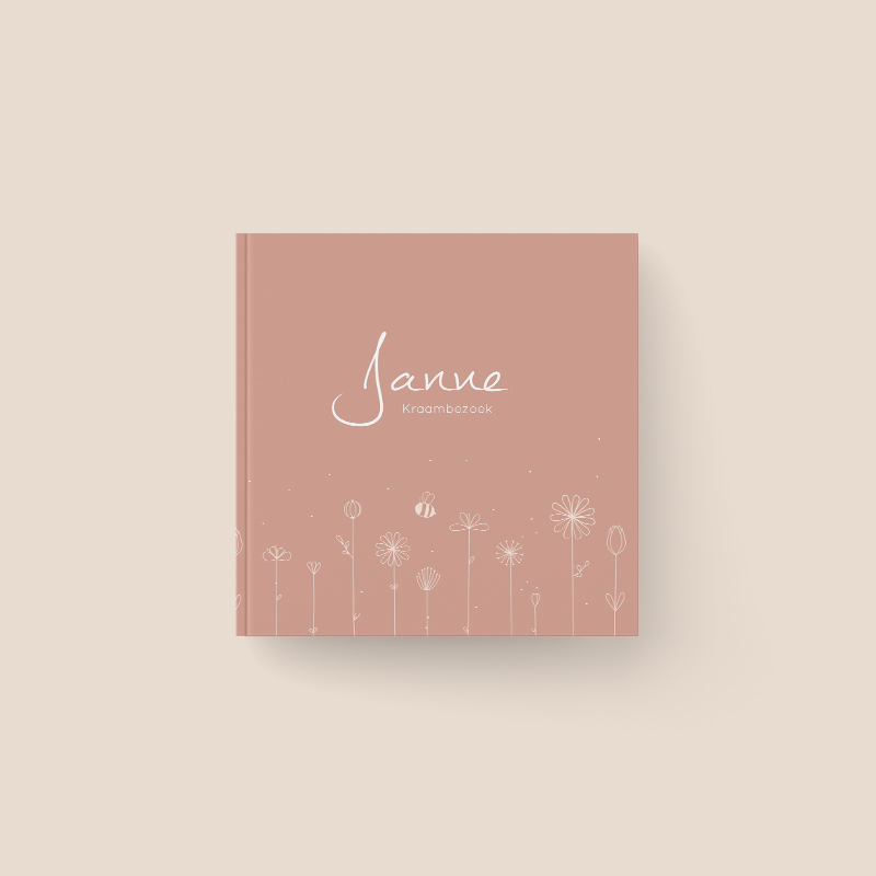 Kraambezoekboek handgetekende bloemetjes