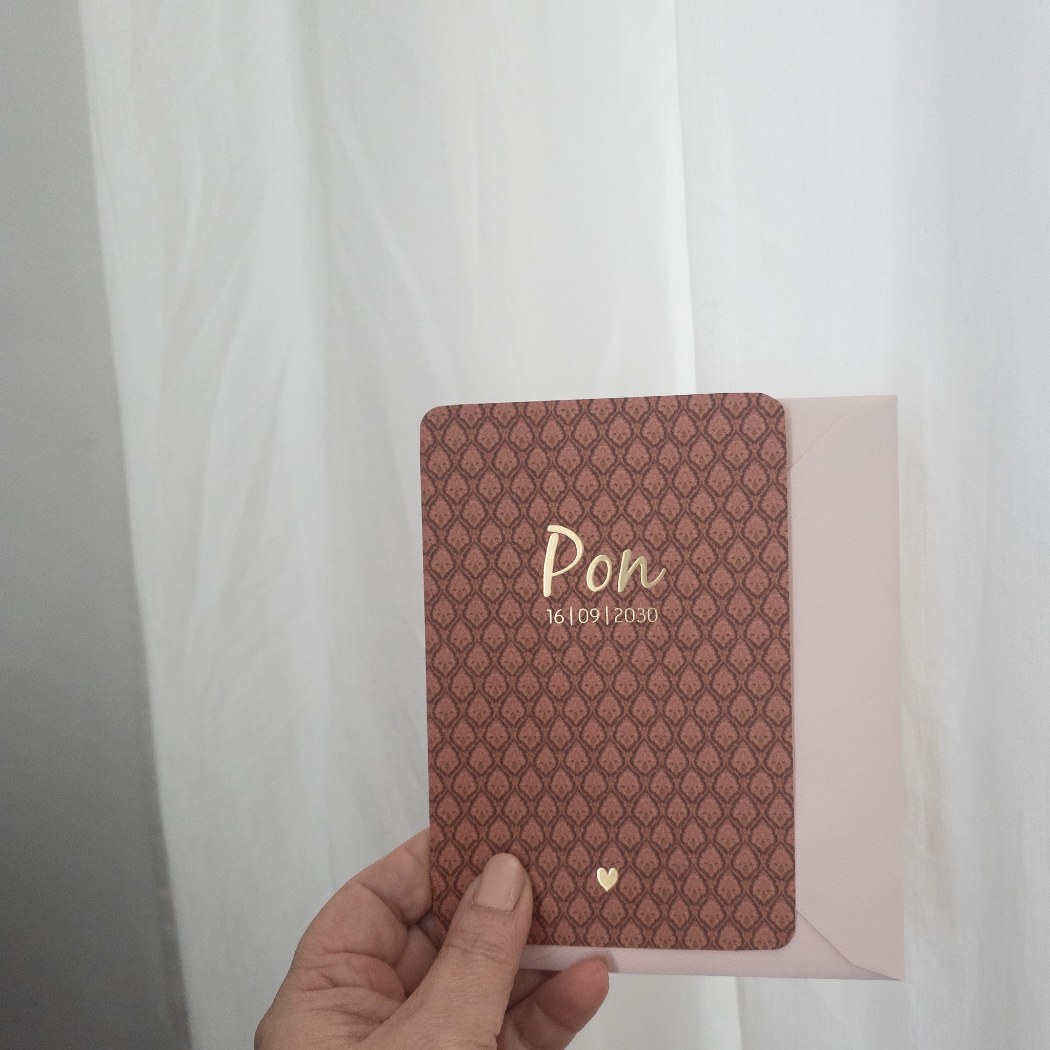 Geboortekaartje bordeaux roze oker goud print