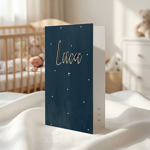 Donkerblauw geboortekaartje met smalle voorkant en foliedruk