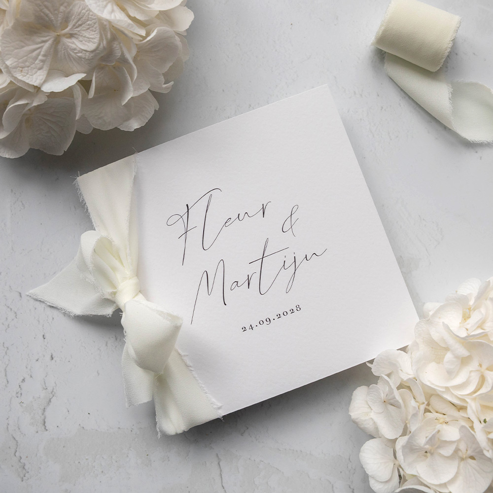 Trouwkaart klassiek zwart wit strik