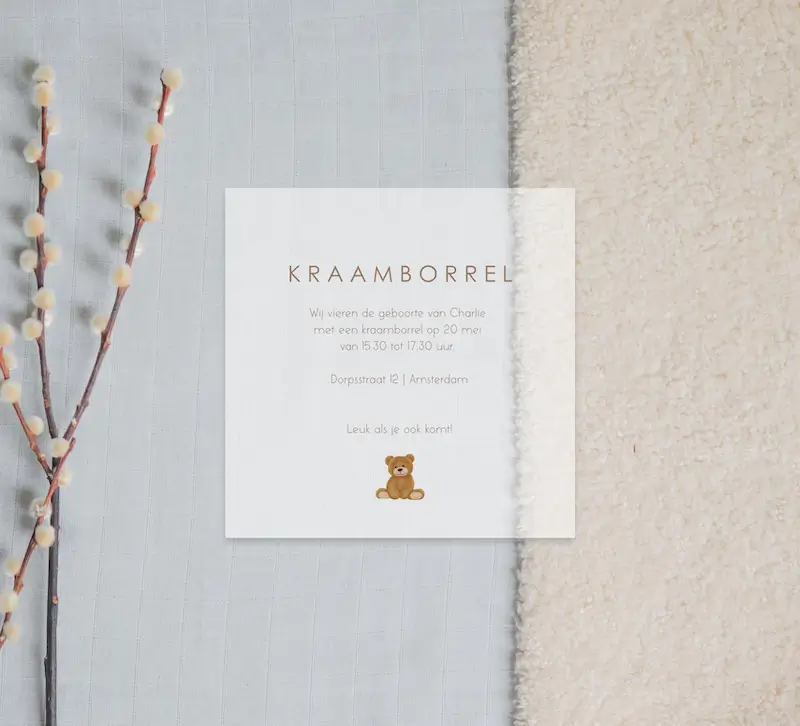 Kalkpapier kraamborrel uitnodiging met teddybeer