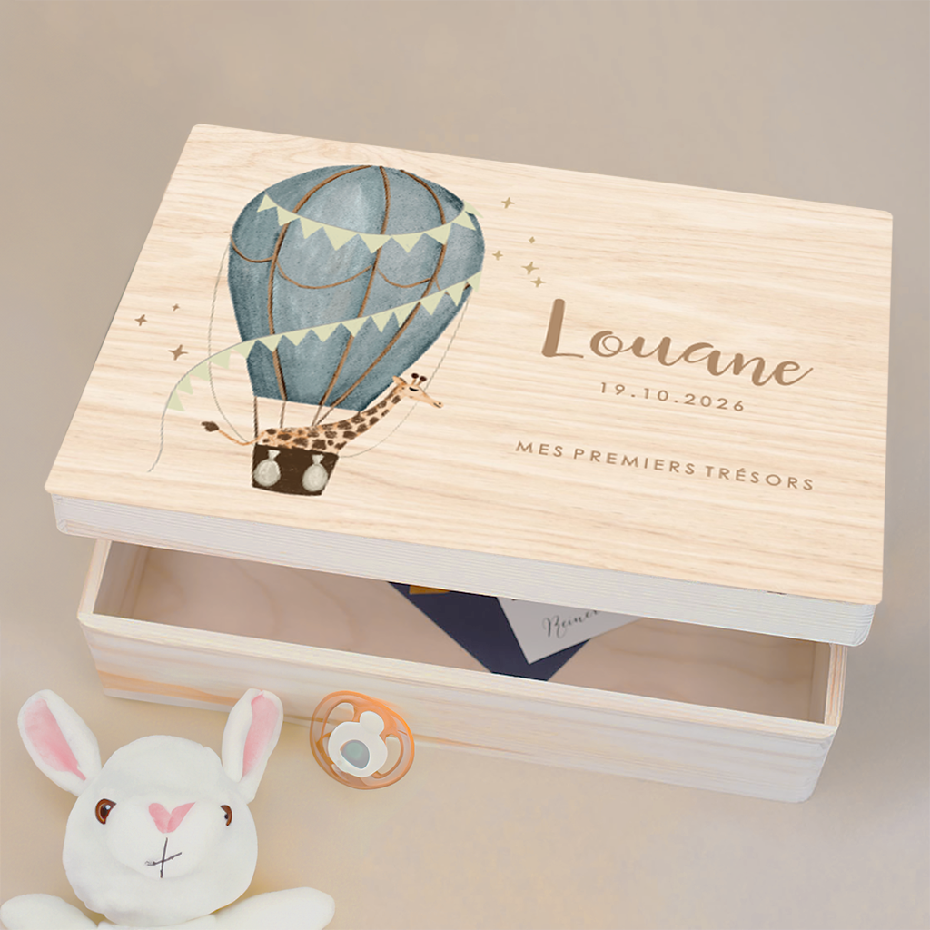 Boîte à souvenirs avec une girafe et une mongolfière