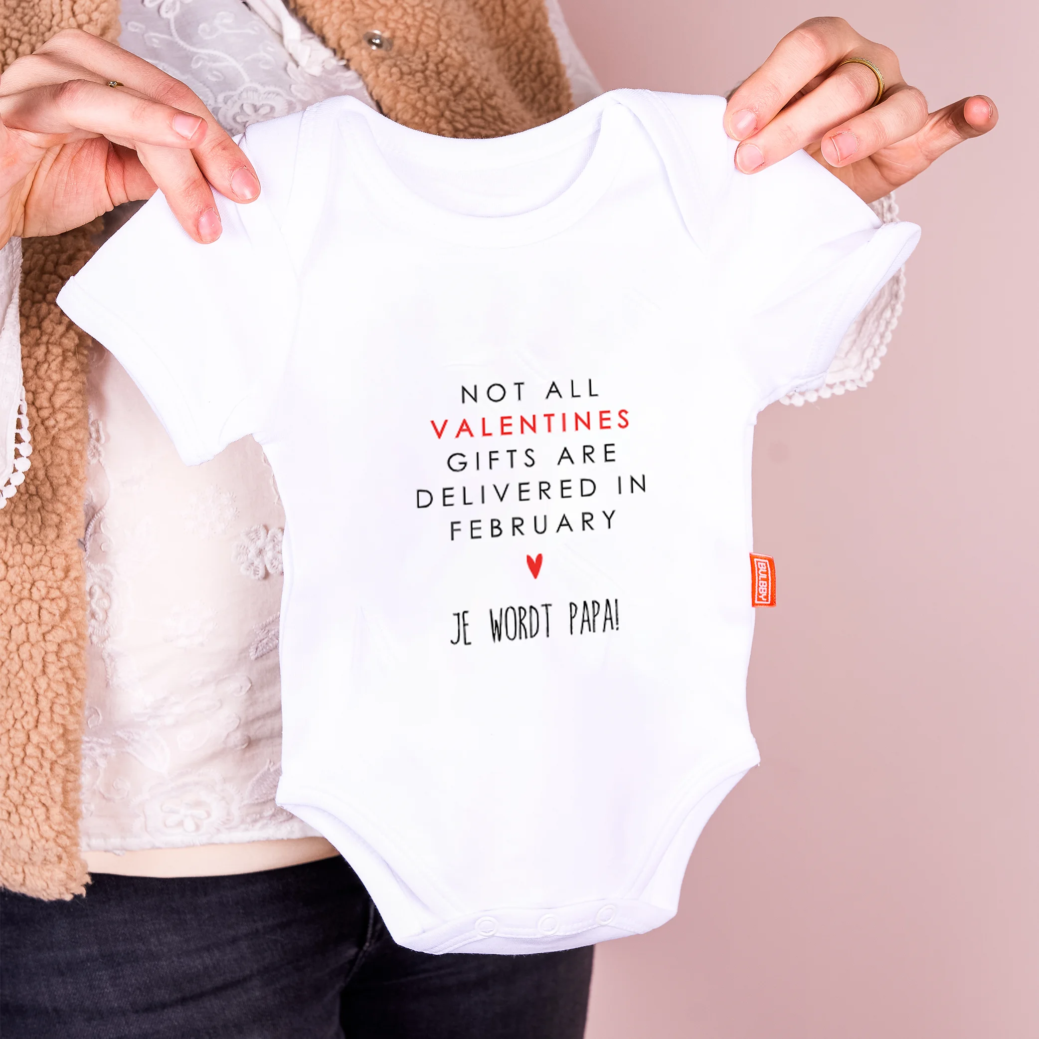 Zwangerschapsaankondiging valentijn rompertje