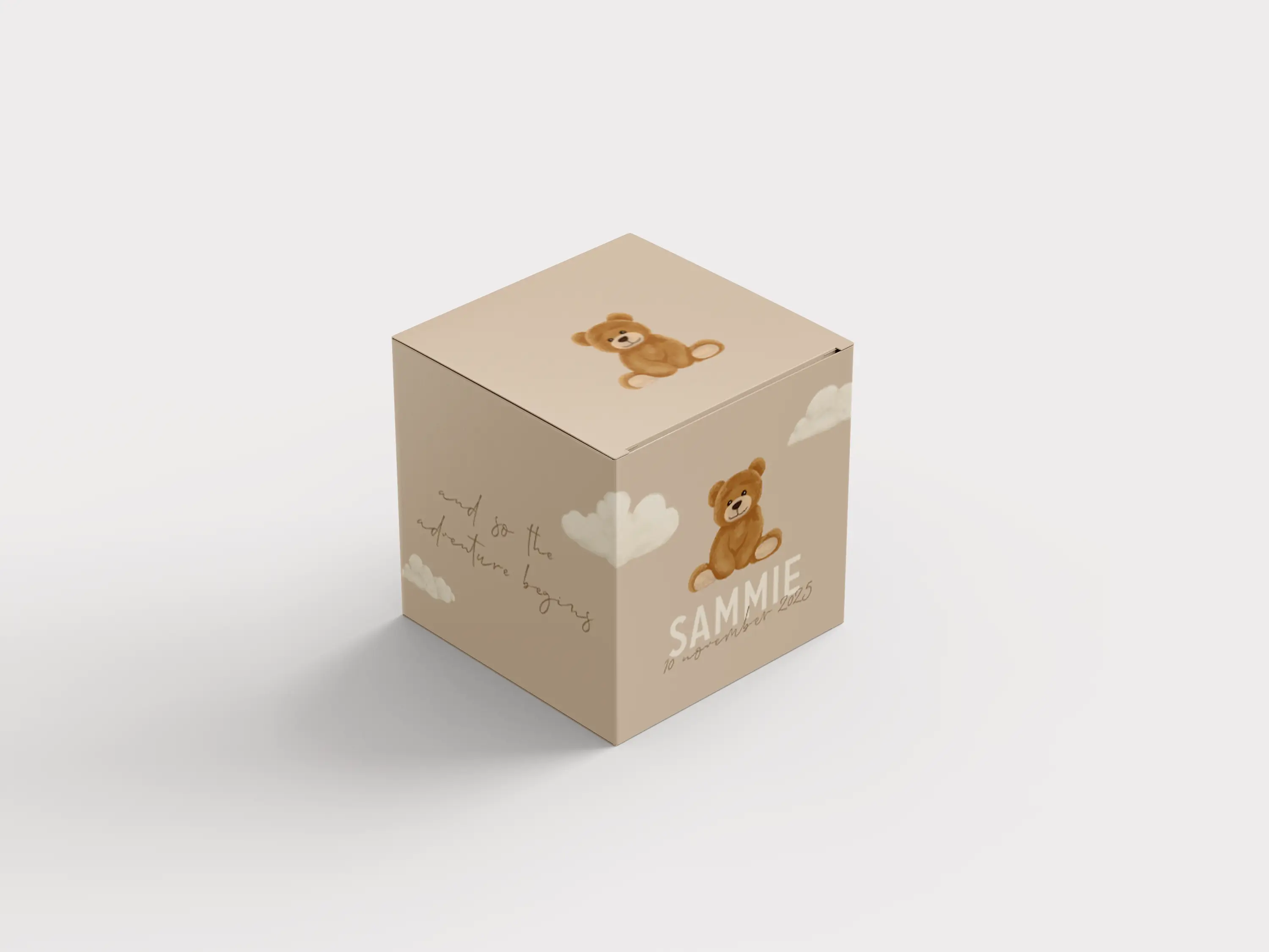 Doopsuikerdoosje beige met teddybeer en wolkjes