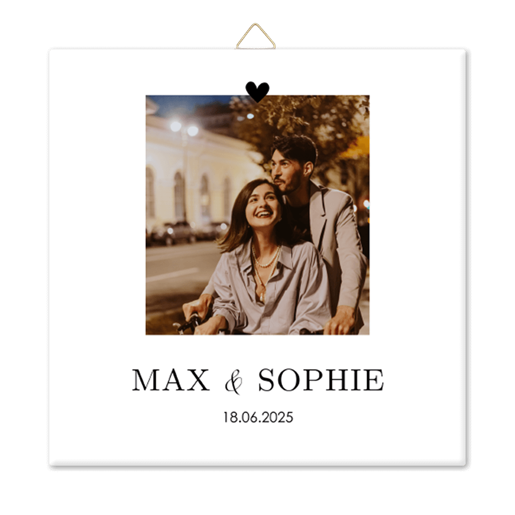 Keramiek tegeltje met foto en zwart hartje