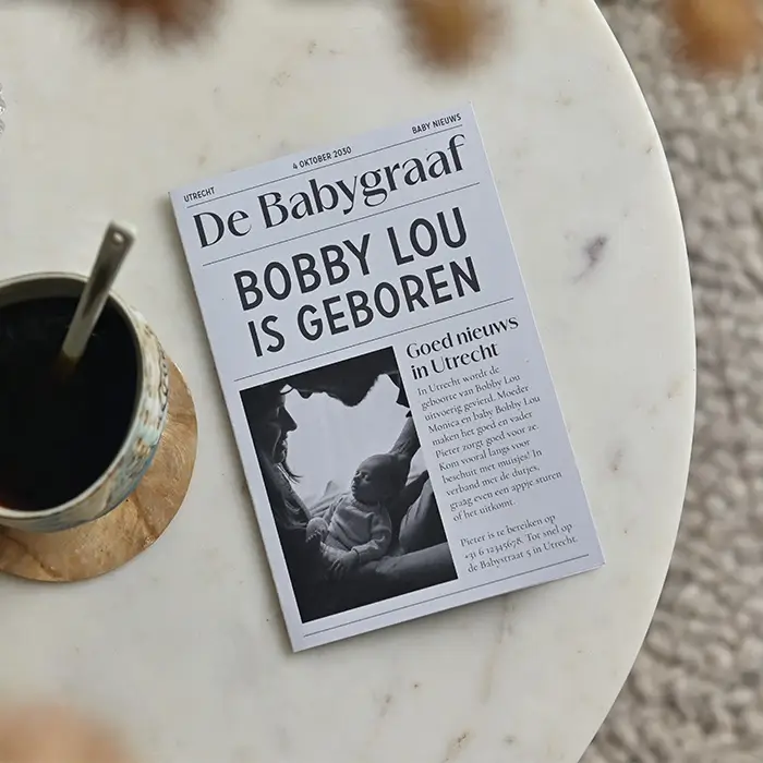 Grappig geboortekaartje als krant met foto