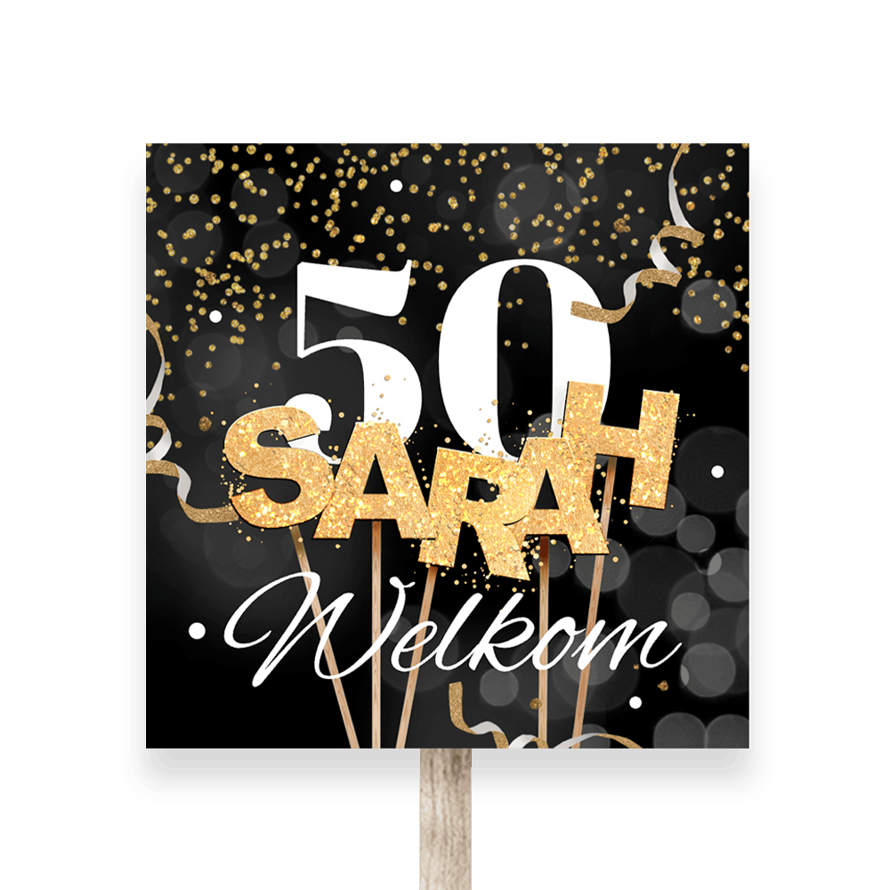 Welkomstbord Sarah met goudconfetti op zwarte achtergrond