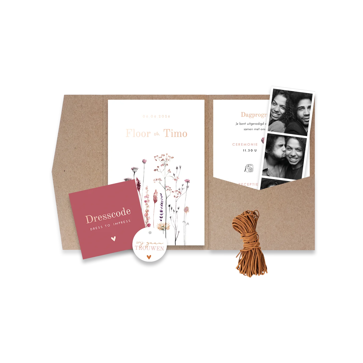 Pocketfold trouwkaart met droogbloemen en koperfolie details