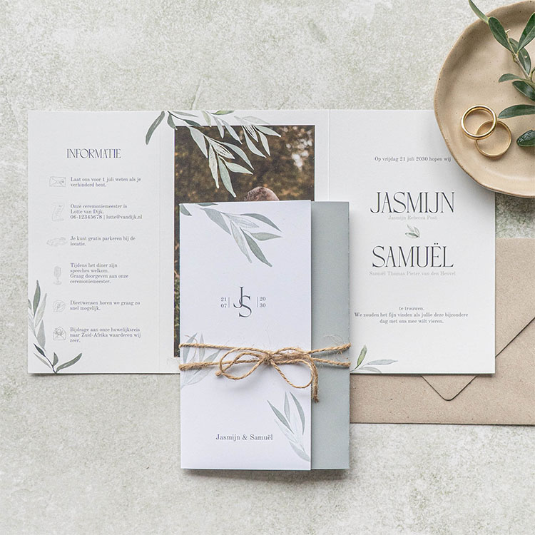 Drieluik trouwkaart met olijftakjes