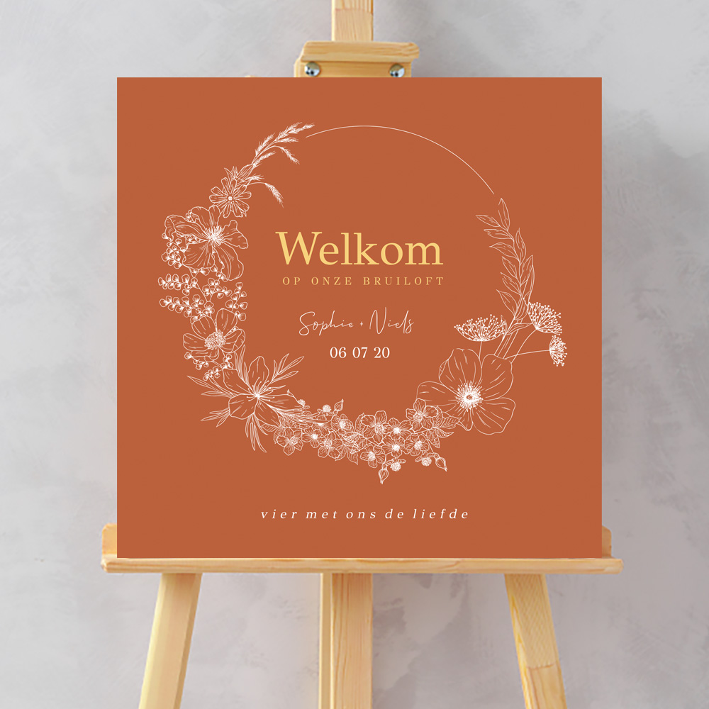 Bruiloftsbord roestbruin bloemenkrans