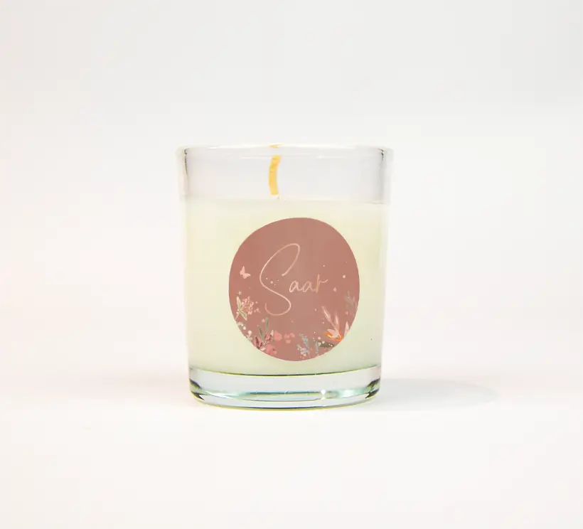 Oudroze naamstickers met vlinders en bloemenrand - per vel