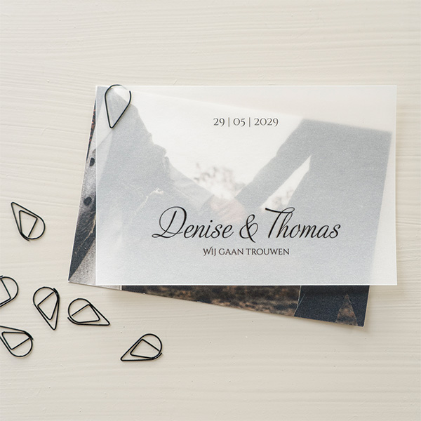 trouwkaart kalkpapier zwartfolie