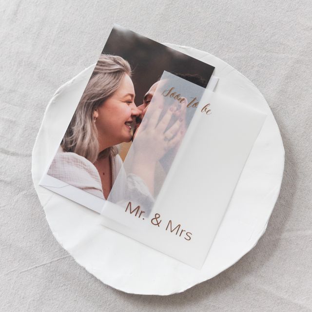 Trouwkaart met kalkpapier en foto