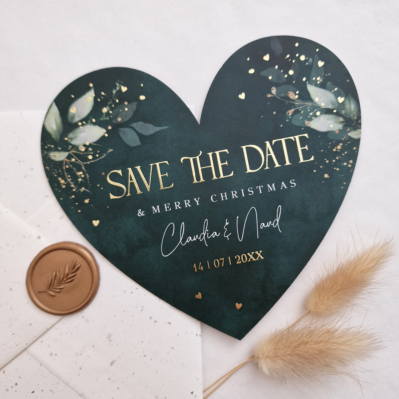 Save the Date kerstkaart hartje groen botanisch blaadjes goudfolie