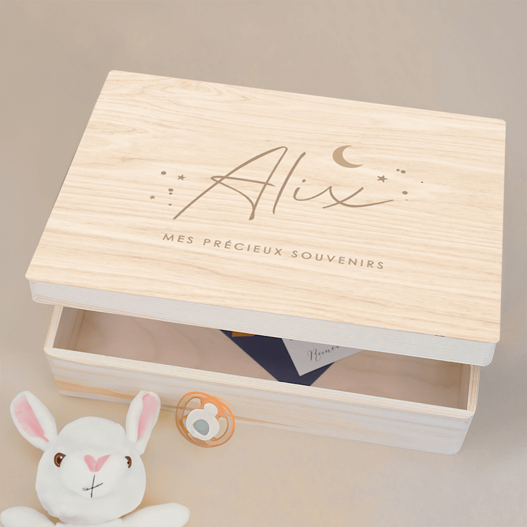 Boîte à souvenirs avec lune, étoiles et petits ronds