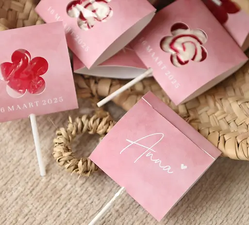Doopsuiker lollyhoesje roze met uitsnede bloemetje | 3 stuks