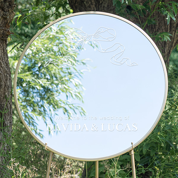 Sticker voor spiegel met strik