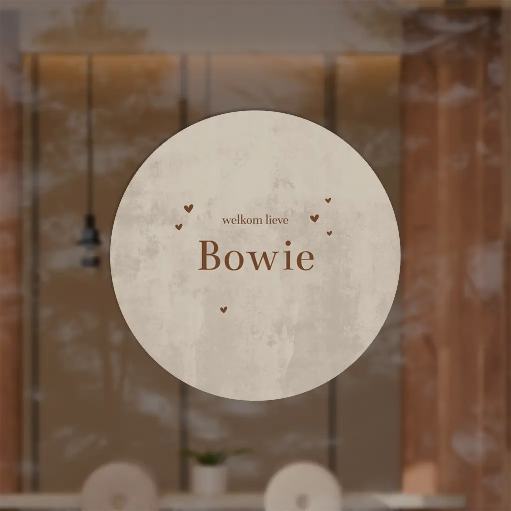 Raamsticker rond met bruine velvet look en hartjes
