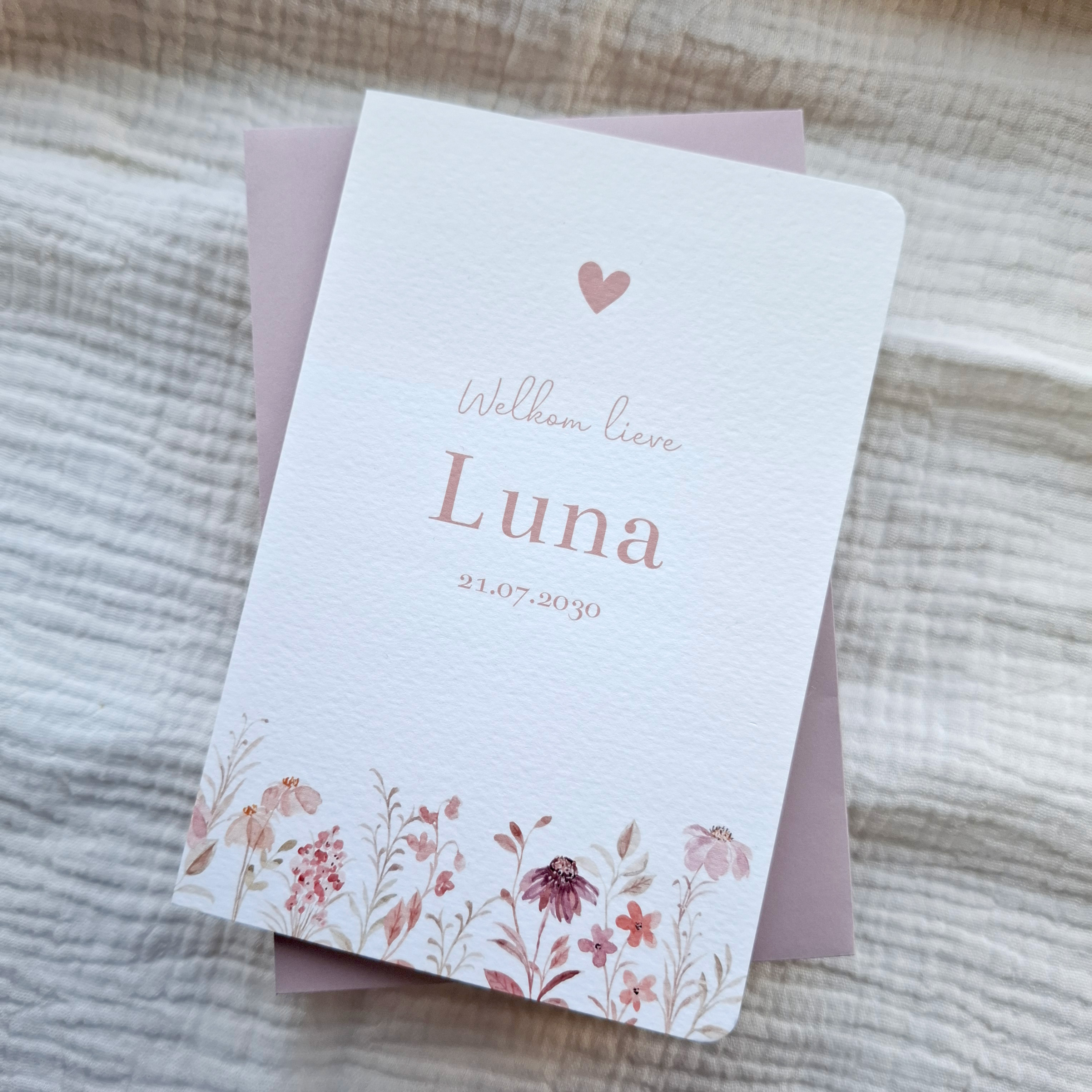 Geboortekaartje beige verloop met bloemen