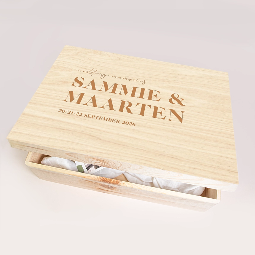 Memorybox typografisch in neutrale kleuren