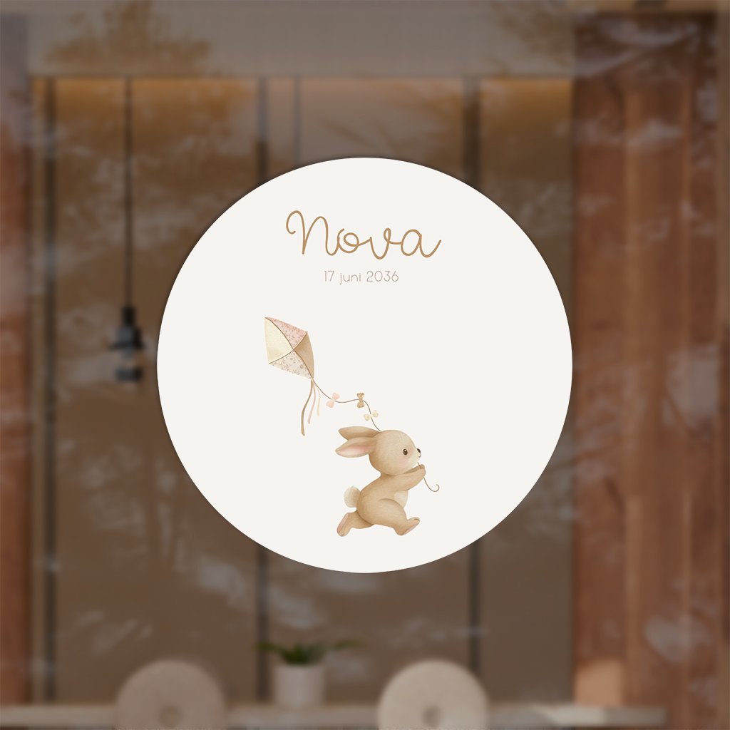 Raamsticker met konijn en vlieger voor een meisje