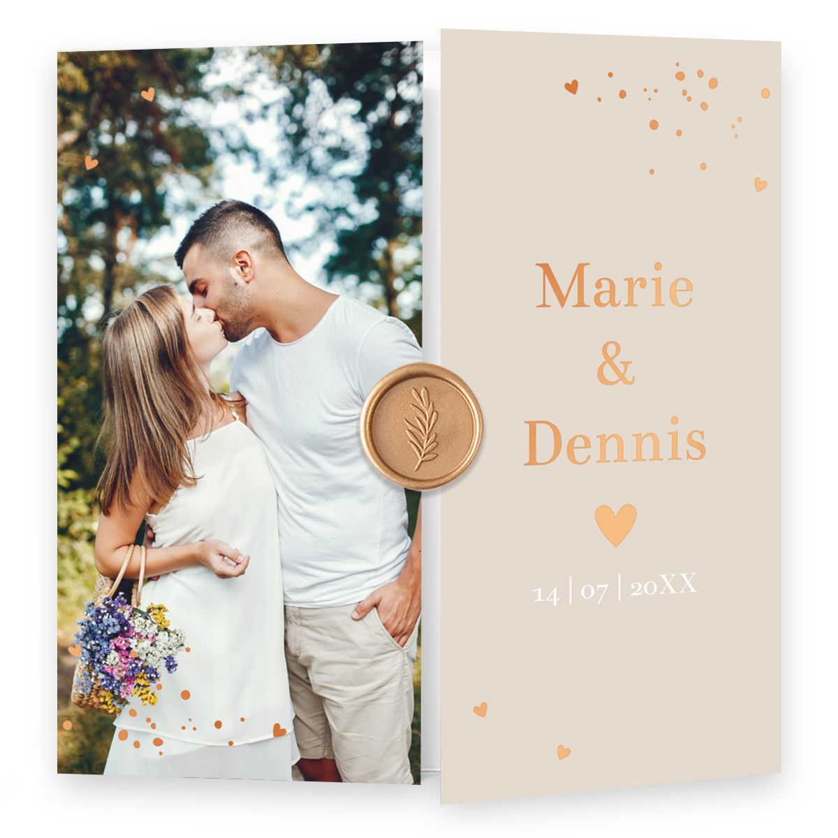 Luikvouw trouwkaart vierkant beige foto koperfolie