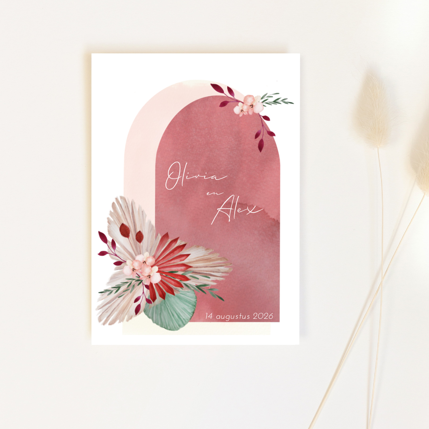 Trouwkaart in boho stijl met droogbloemen