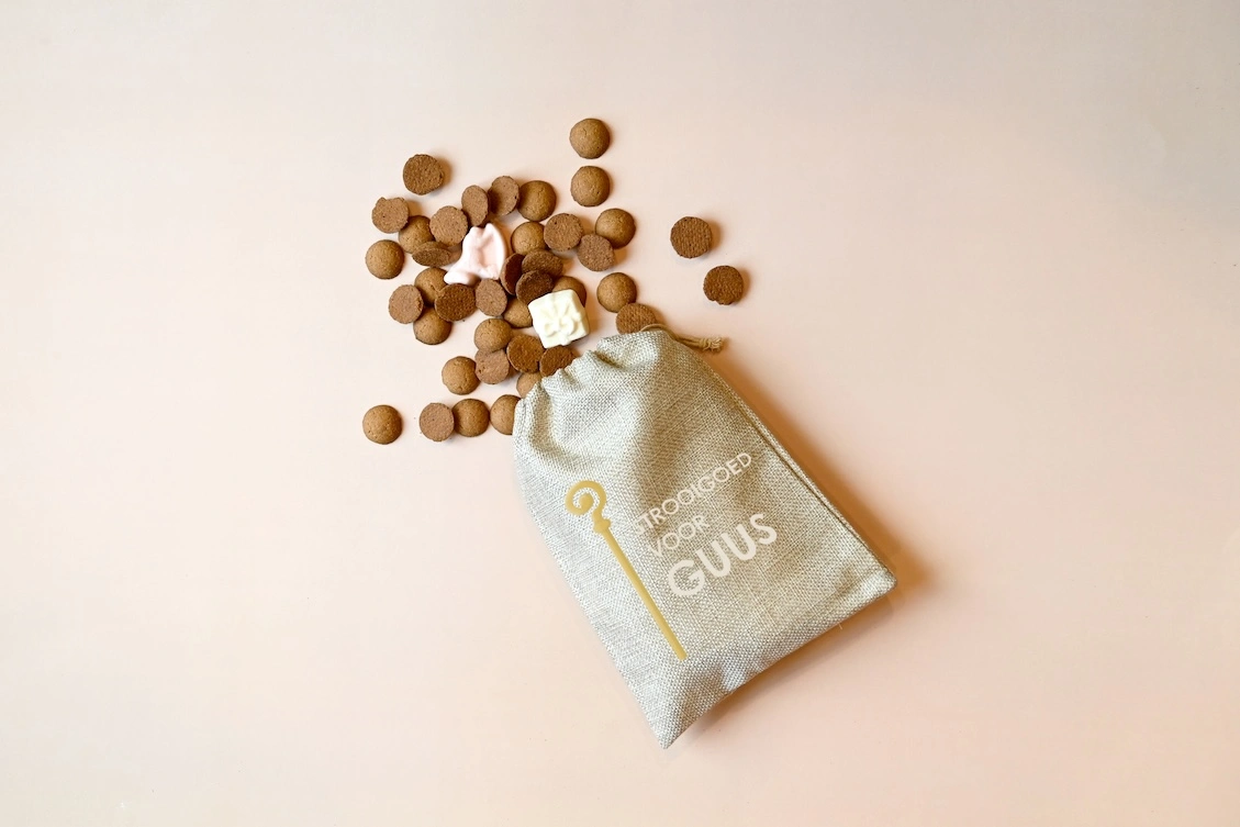 Jute pepernotenzakje met staf en naam