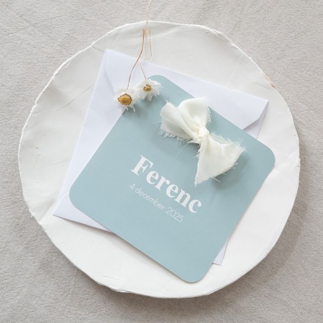 blauw geboortekaartje met zijde strik