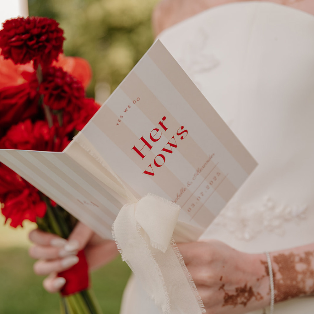 Geloftenboekje bruiloft strepen rood her vows
