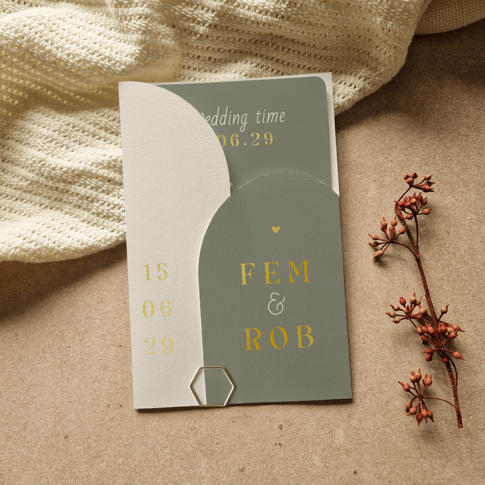 Rustig insteekmapje voor een trouwkaart met foliedruk