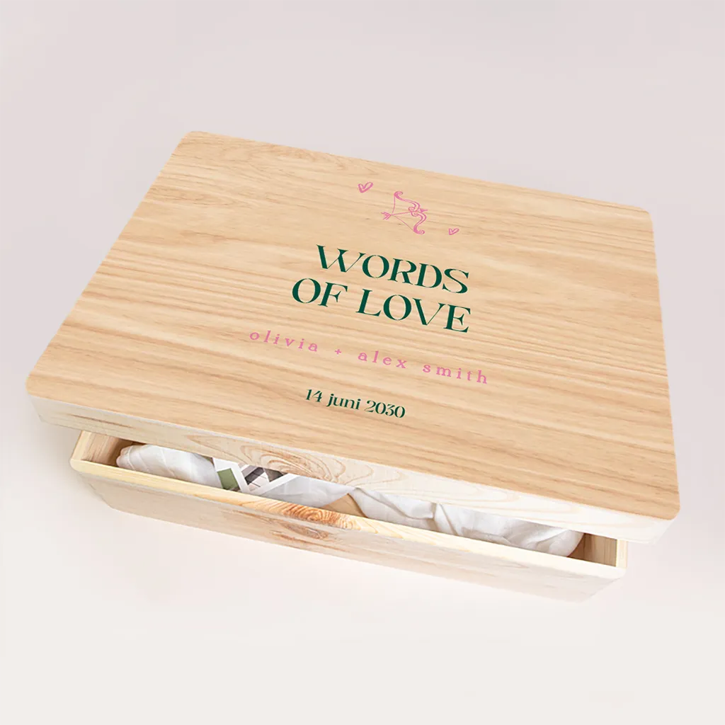 Memorybox huwelijk in groen en roze met pijl en boog