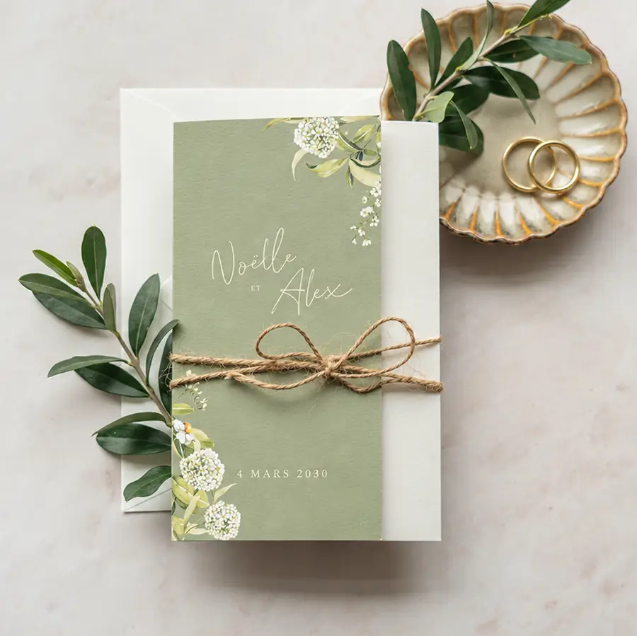 Faire-part mariage vert champêtre en pochette à trois volets