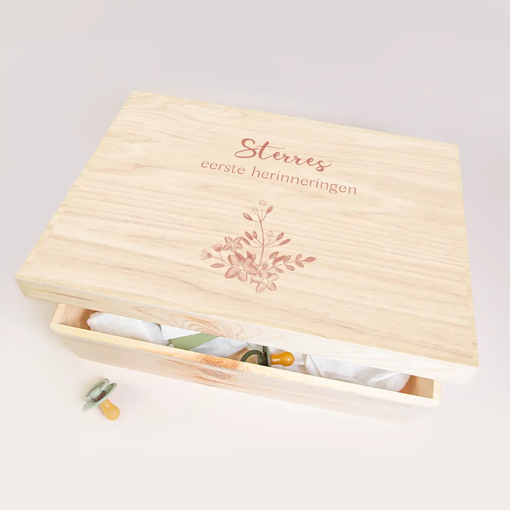 Memorybox met schattige illustratie van bloemetjes