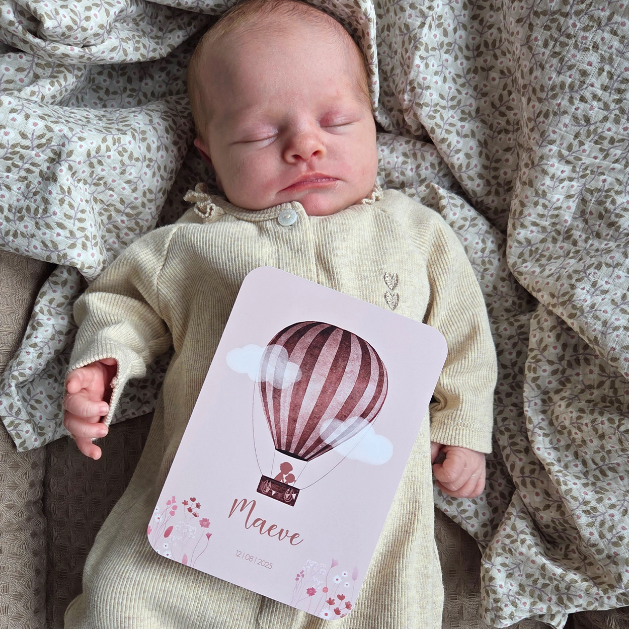 Geboortekaart Meisje Luchtballon teddybeertje Wolkjes