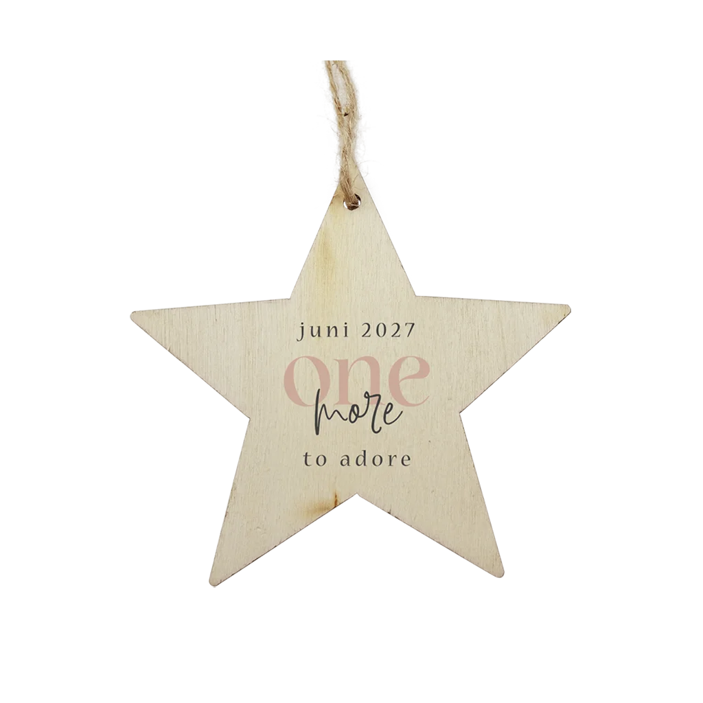 Zwangerschapsaankondiging houten kersthanger met naam