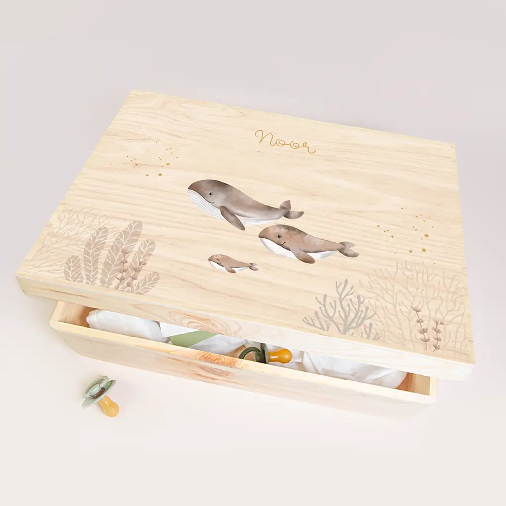 Memorybox met beige walvissen