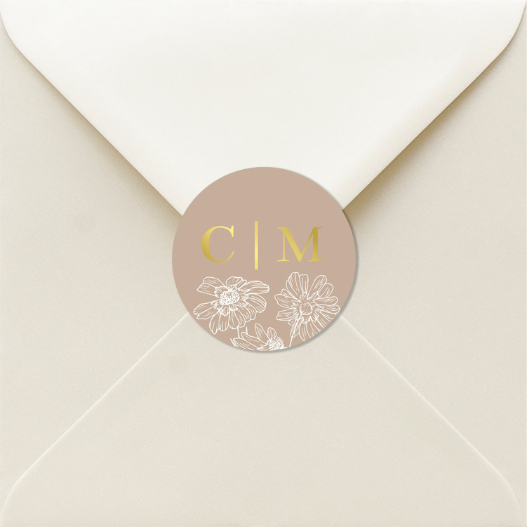 Sluitstickers huwelijk beige bloemen goudfolie | 25 stuks