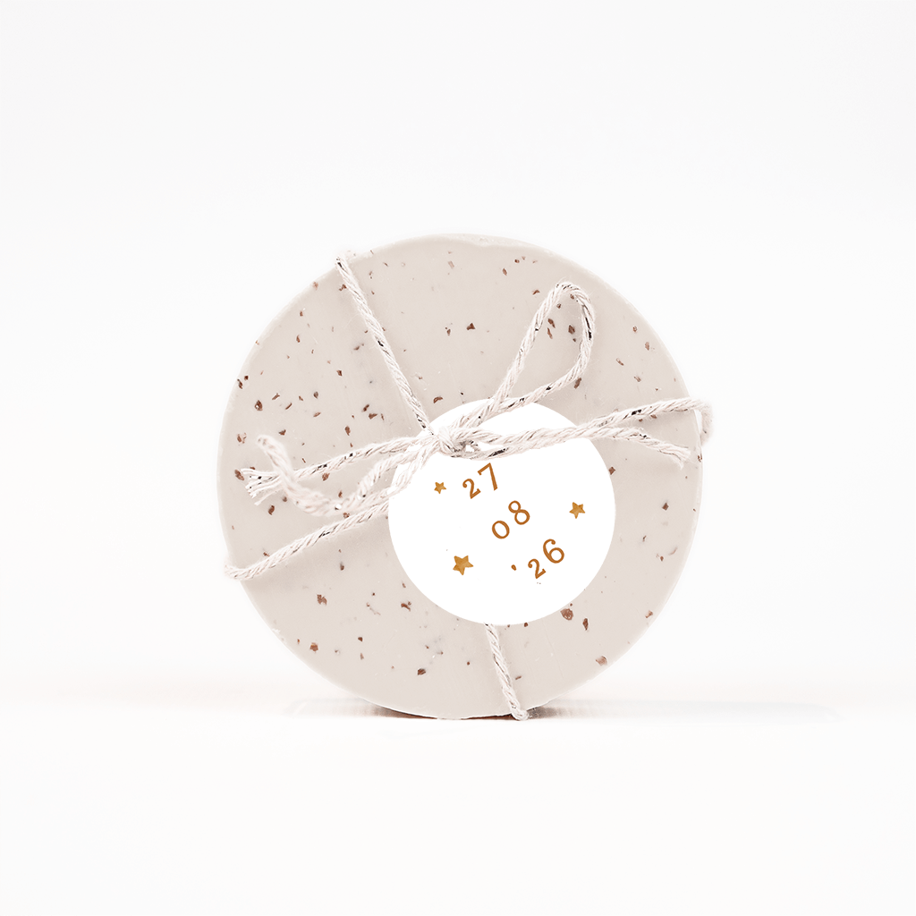 Doopsuiker label rond met sterretjes en datum | 16 stuks