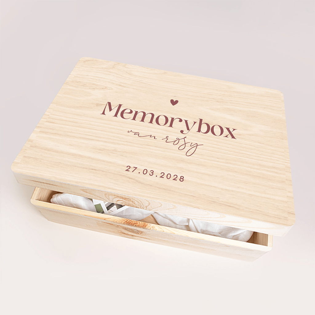Memorybox geboorte van hout met bloemenprint