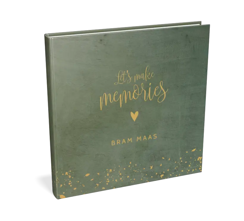 Kraambezoekboek groene velvet-look met geel hartje - met invulpagina's