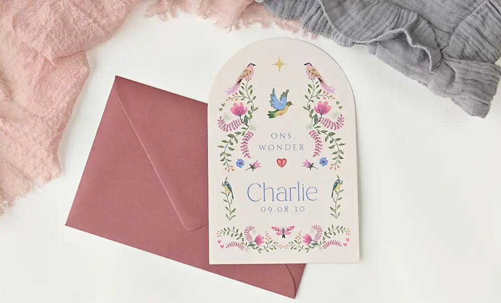 Bohemian folk art kleurrijk geboortekaartje