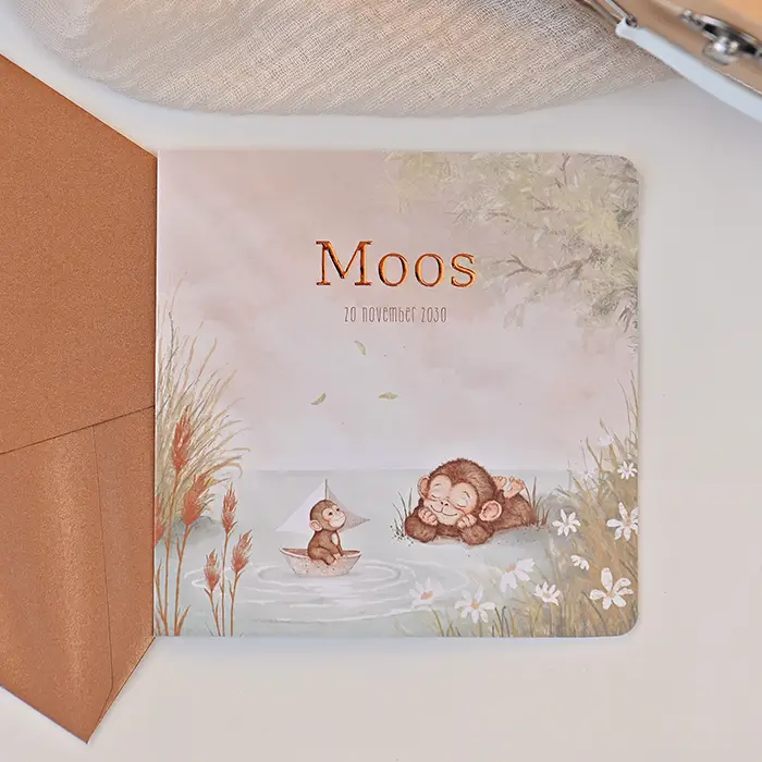 Lief dromerig en magisch geboortekaartje met aquacolour aapjes 