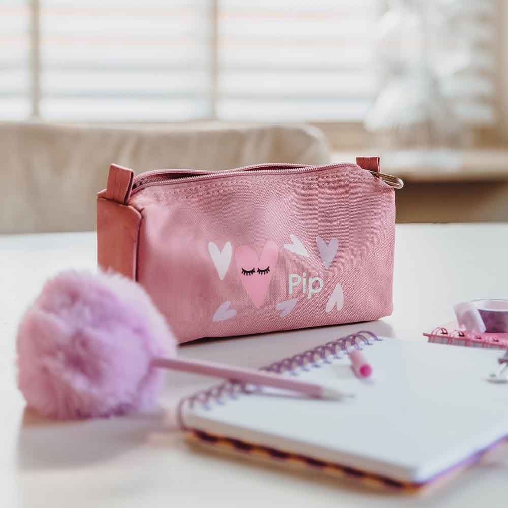 Lieve etui met hartjes en naam