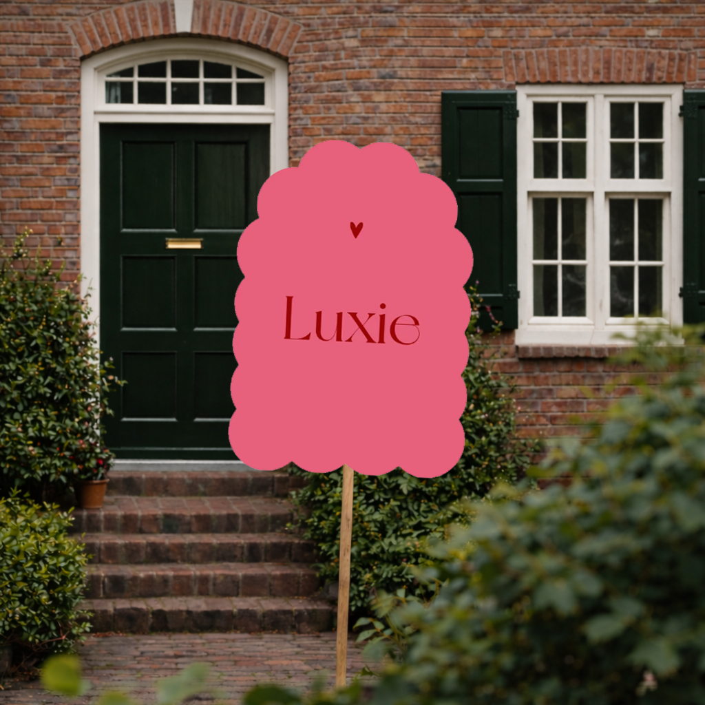 Tuinbord in boogvorm met kartelrand