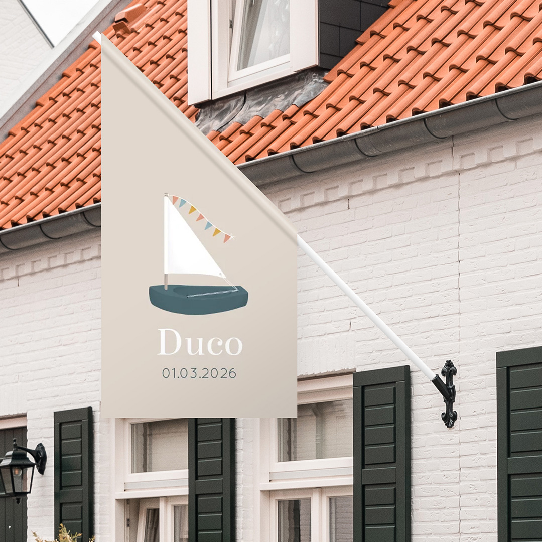 Geboortevlag passend bij geboortekaartje met bootje voor een jongen