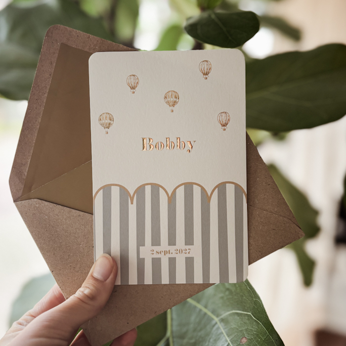 Lief jongens geboortekaartje met ballonnen 